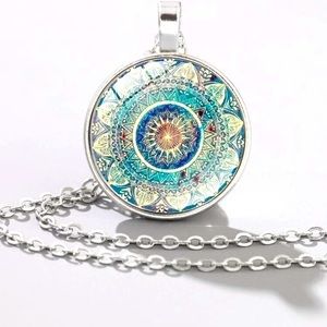 Mandala flower pattern charm necklace